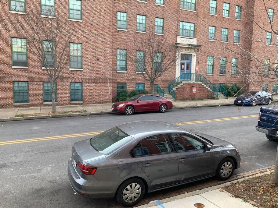 Upscale 2Bd/1.5Ba Townhome Mins To Jhh & Downtown Baltimore Bagian luar foto