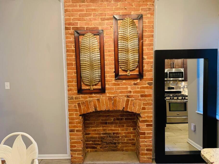 Upscale 2Bd/1.5Ba Townhome Mins To Jhh & Downtown Baltimore Bagian luar foto