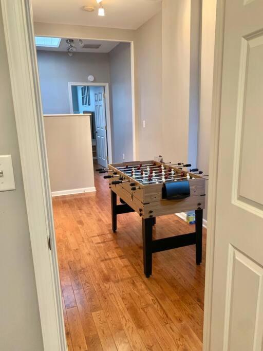 Upscale 2Bd/1.5Ba Townhome Mins To Jhh & Downtown Baltimore Bagian luar foto